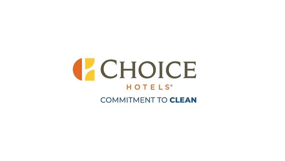 Comfort & Ambassador Bridge Hotel 3*