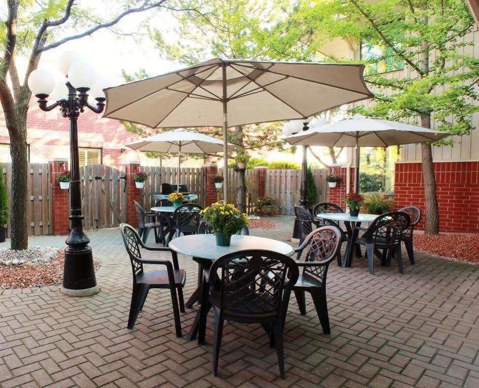 Hotel Comfort & Ambassador Bridge 3*